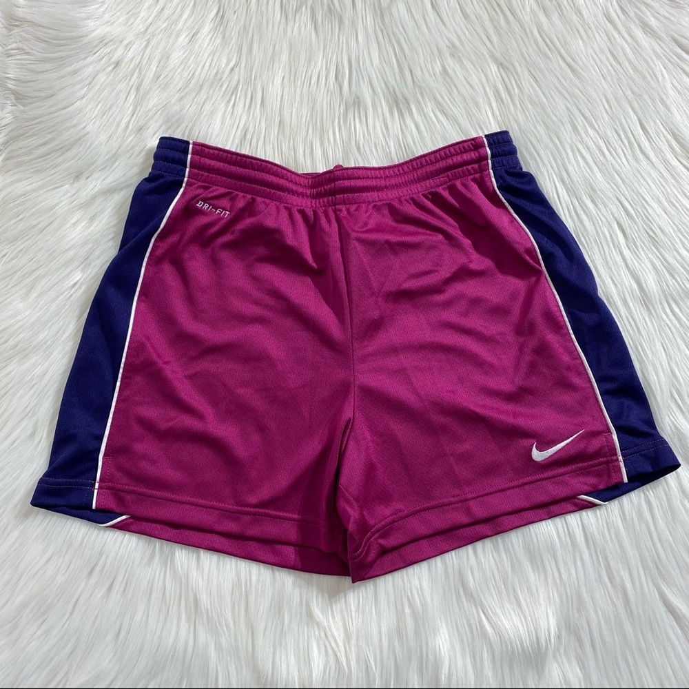 Nike Women's Dri-FIT Training Shorts Size S NWT.